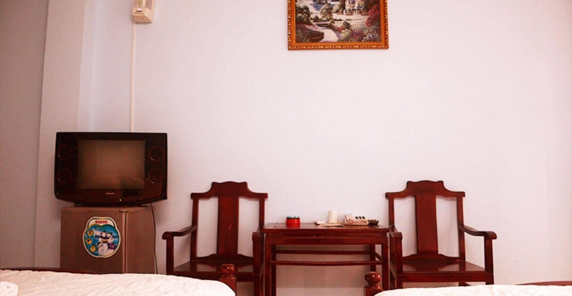 Nguyet Van Hotel Ho Chi Minh City Exterior photo