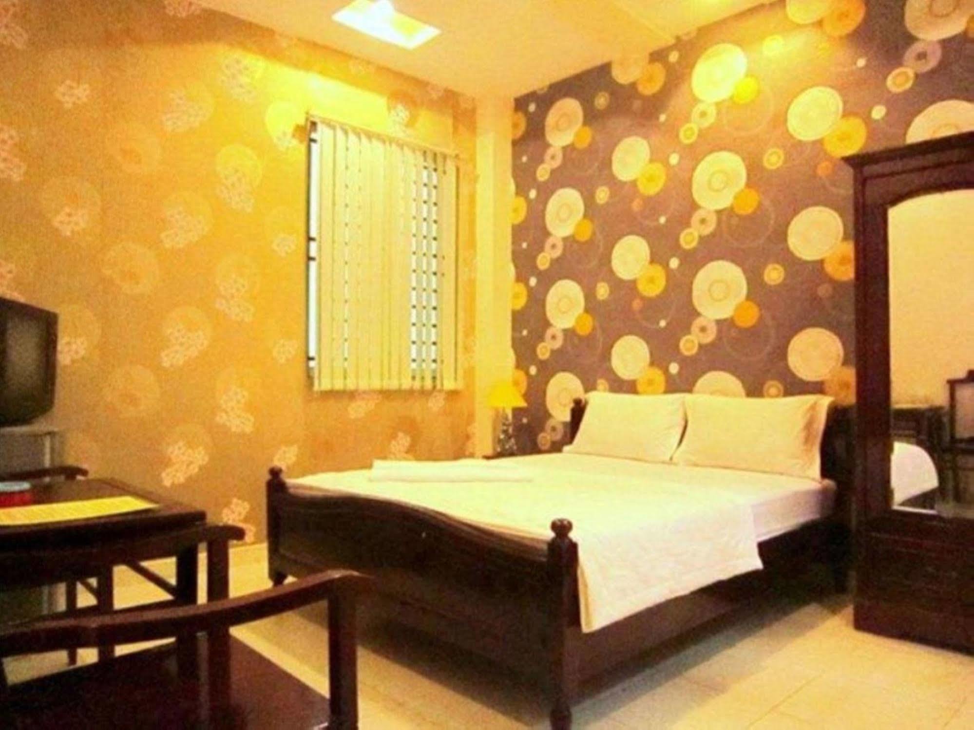 Nguyet Van Hotel Ho Chi Minh City Exterior photo